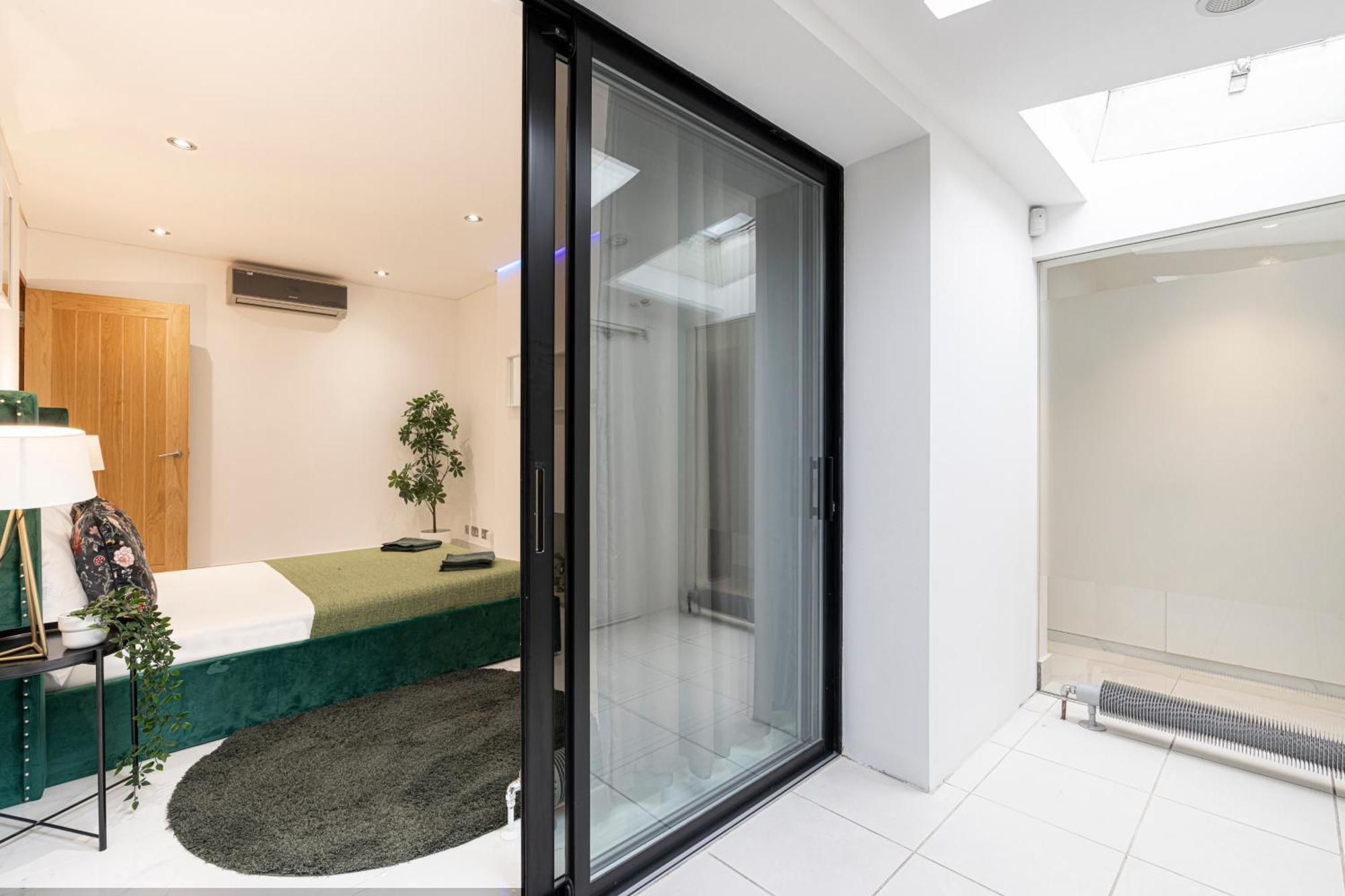 Stay At Kensington And Knightsbridge Лондон Экстерьер фото